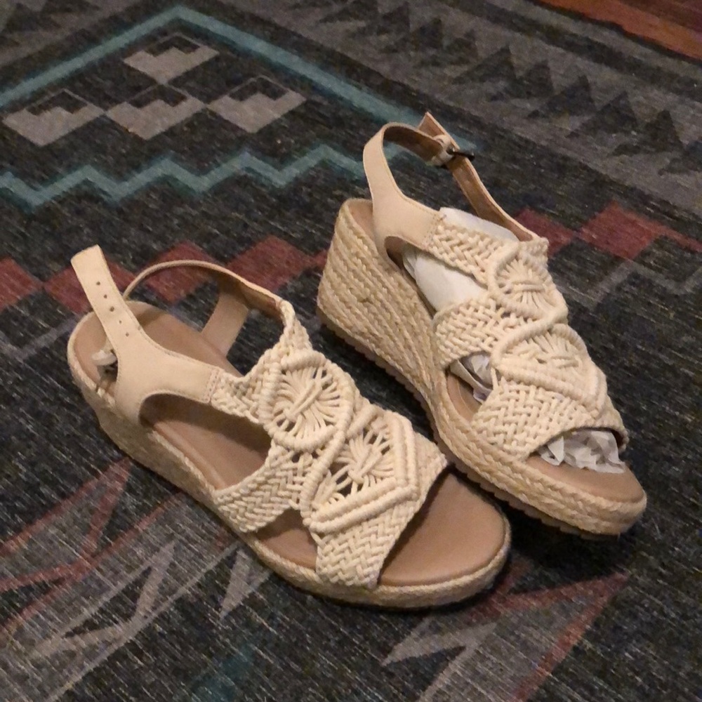Warm wedges